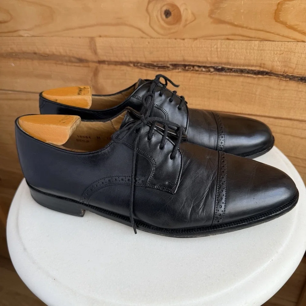 VTG Bruno Magli Black Leather Oxfords Shoes 10.5m + Wooden Shoe‎ Forms Italy
